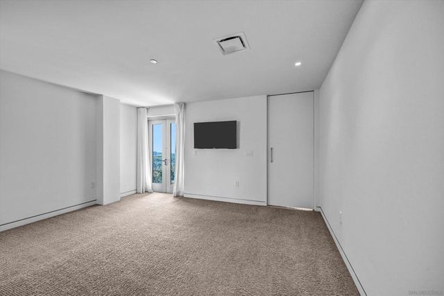 3415 6th Ave. 14, San Diego, CA 92103