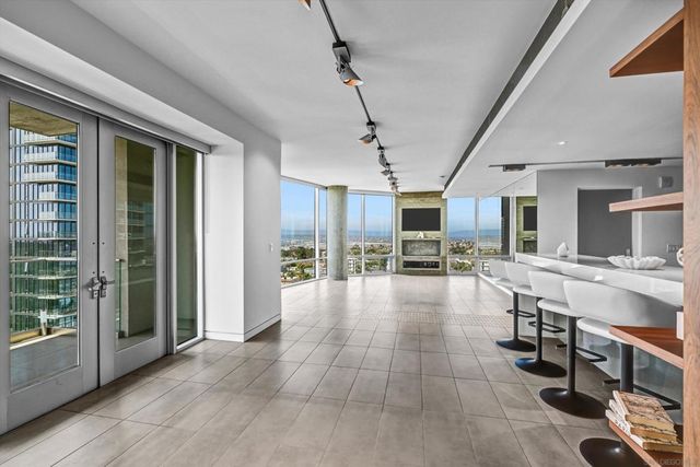 3415 6th Ave. 14, San Diego, CA 92103