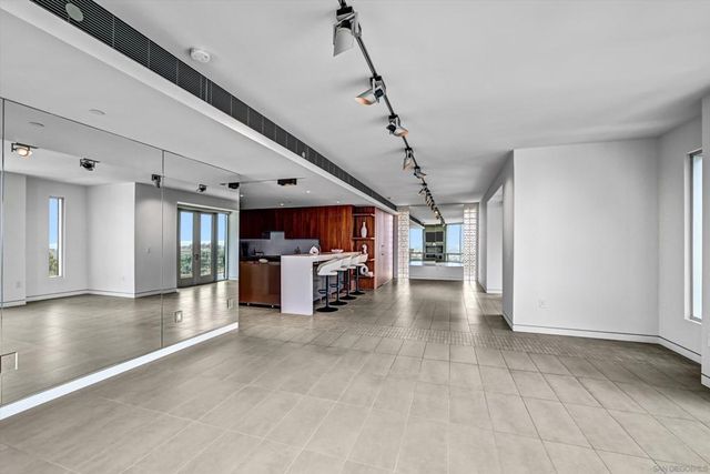 3415 6th Ave. 14, San Diego, CA 92103