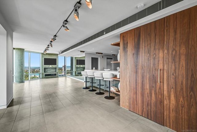 3415 6th Ave. 14, San Diego, CA 92103