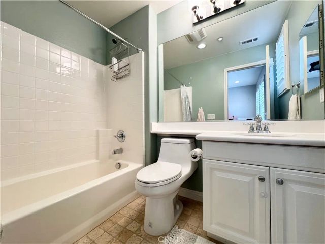 41 Clifford Lane, Ladera Ranch, CA 92694