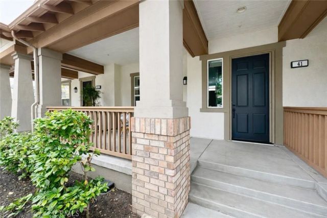 41 Clifford Lane, Ladera Ranch, CA 92694