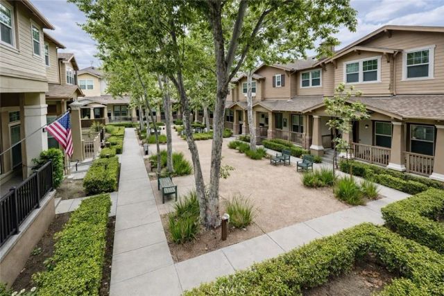 41 Clifford Lane, Ladera Ranch, CA 92694