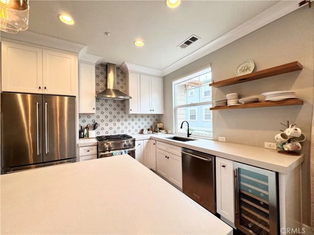 41 Clifford Lane, Ladera Ranch, CA 92694