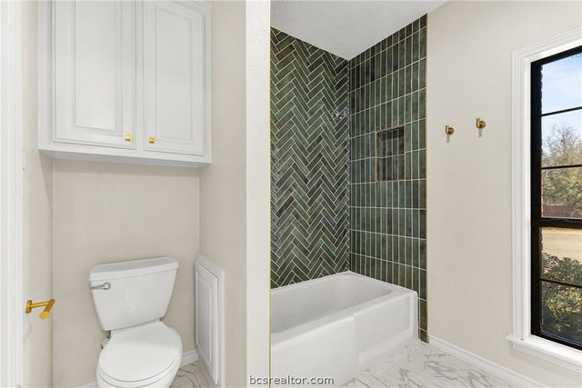 2013 Pebblestone Court, College Station, TX 77845