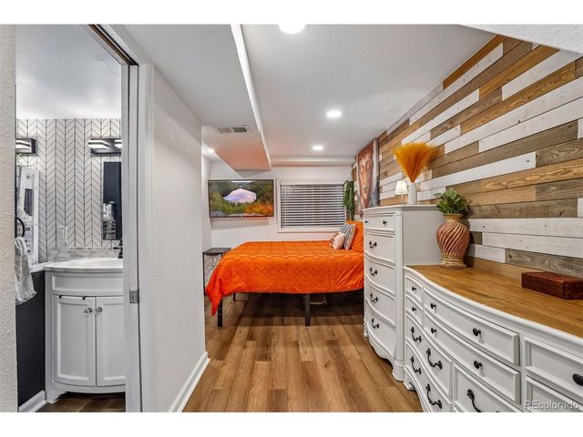 17698 E Loyola Dr D, Aurora, CO 80013