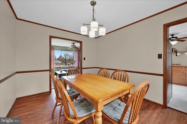 608 WALNUT DR, Parkesburg, PA 19365