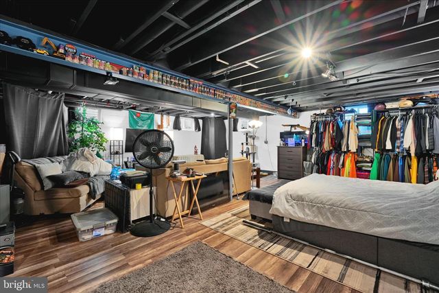 608 WALNUT DR, Parkesburg, PA 19365