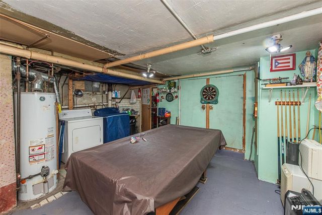 81 6th Avenue, Clifton, NJ 07011