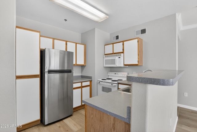 2134 E BROADWAY Road 1042, Tempe, AZ 85282