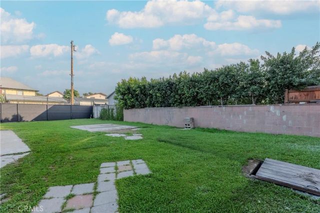 2916 Halldale, Los Angeles, CA 90018