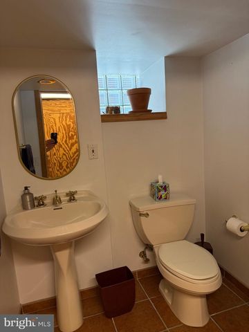 7038 SHELBOURNE ST, Philadelphia, PA 19111