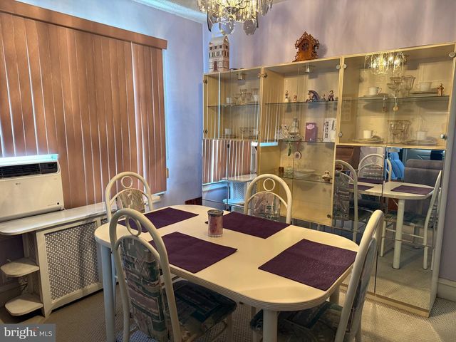 7038 SHELBOURNE ST, Philadelphia, PA 19111