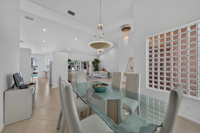 1501 NW 180th Way, Pembroke Pines, FL 33029