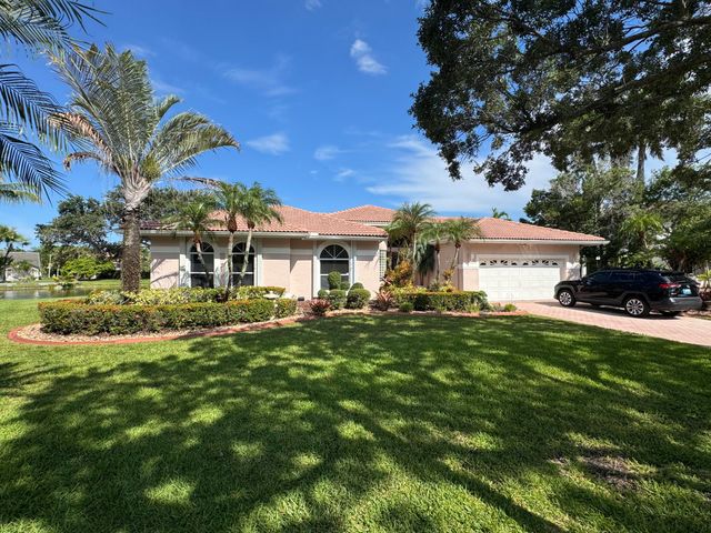 1501 NW 180th Way, Pembroke Pines, FL 33029