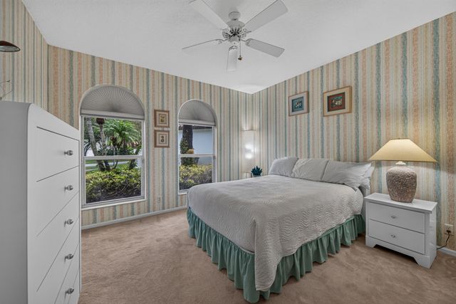 1501 NW 180th Way, Pembroke Pines, FL 33029