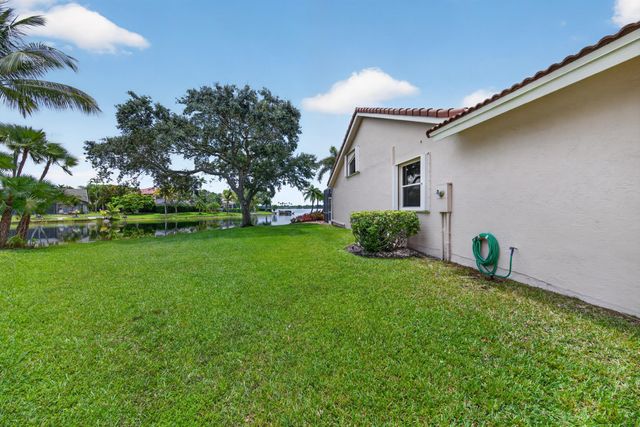 1501 NW 180th Way, Pembroke Pines, FL 33029