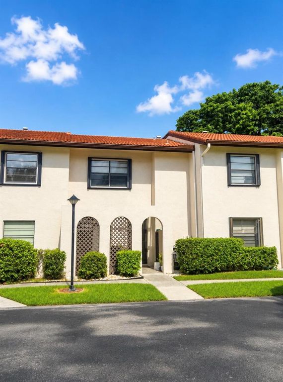 8210 Casa Del Lago C, Boca Raton, FL 33433