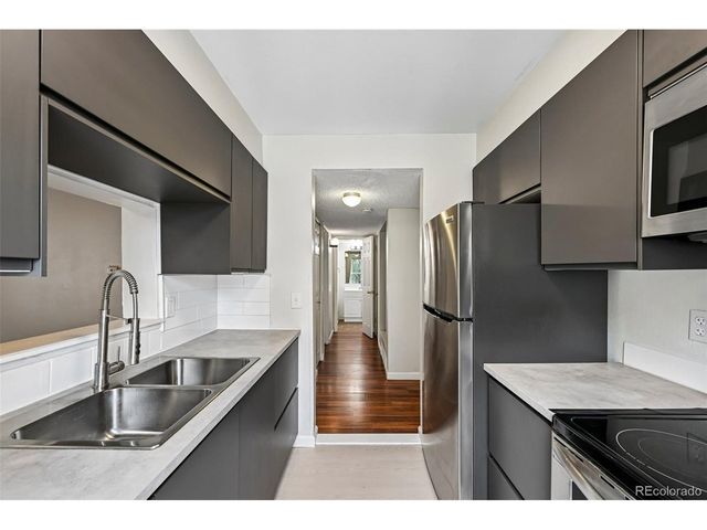15202 E Hampden Cir F5, Aurora, CO 80014