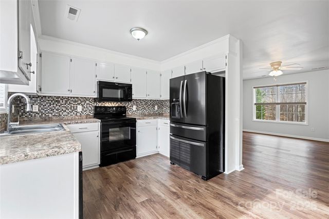 193 Laura Street, Winston Salem, NC 27107