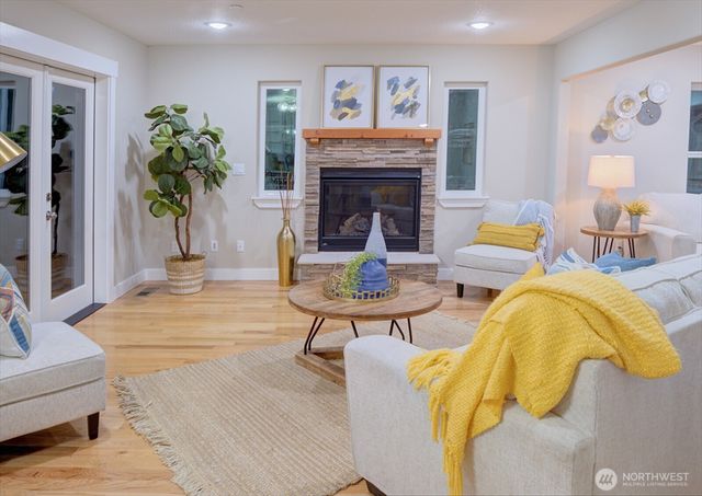 770 Columbia Street, Cathlamet, WA 98612