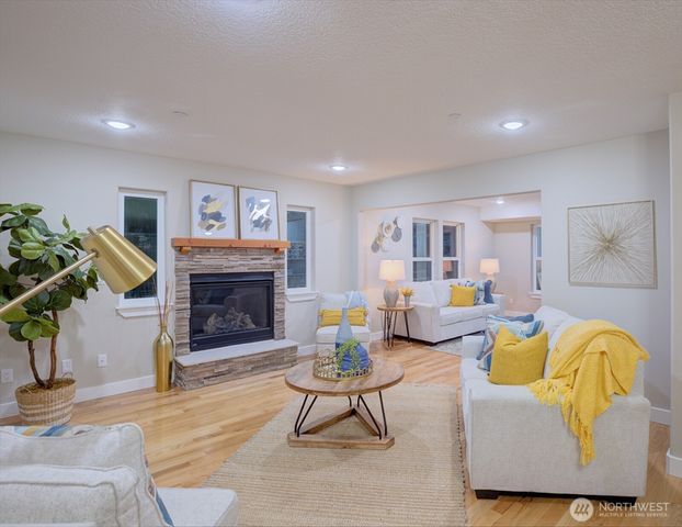 770 Columbia Street, Cathlamet, WA 98612