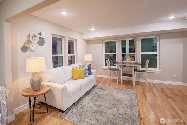 770 Columbia Street, Cathlamet, WA 98612