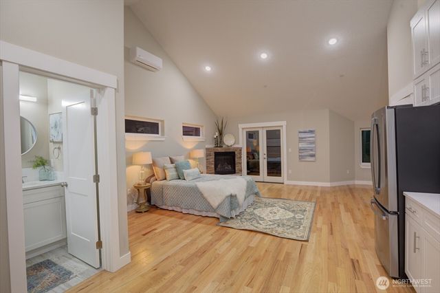 770 Columbia Street, Cathlamet, WA 98612