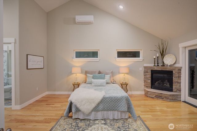 770 Columbia Street, Cathlamet, WA 98612