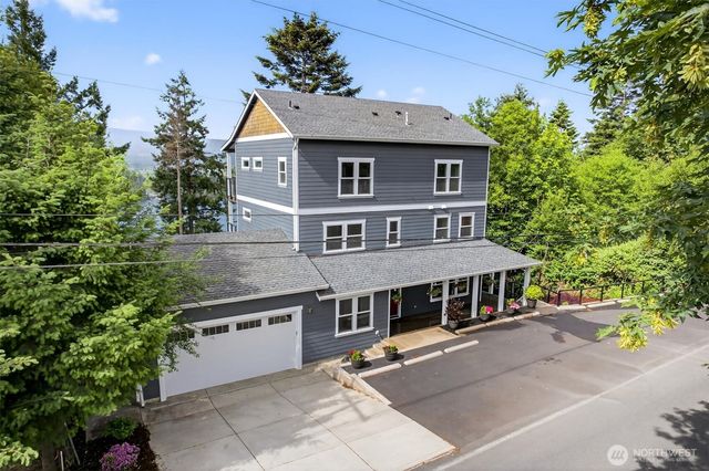 770 Columbia Street, Cathlamet, WA 98612