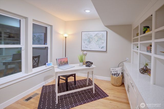 770 Columbia Street, Cathlamet, WA 98612