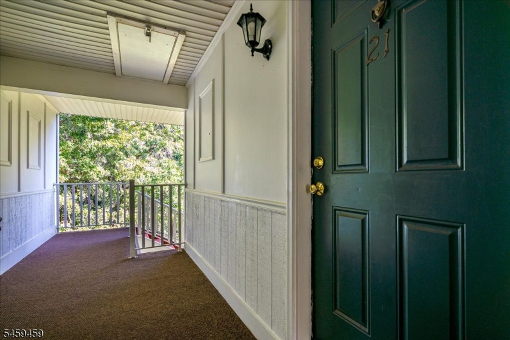 21 Amethyst Way, Franklin Twp., NJ 08823 — photo 4