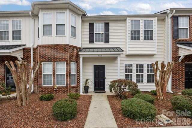 4108 Kenton Glenn Court NW, Concord, NC 28027