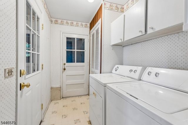 19 Dacotah Ave, Rockaway Twp., NJ 07866