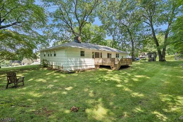19 Dacotah Ave, Rockaway Twp., NJ 07866