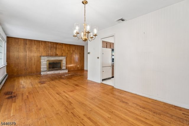 19 Dacotah Ave, Rockaway Twp., NJ 07866
