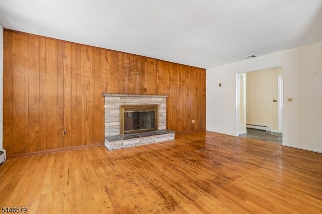19 Dacotah Ave, Rockaway Twp., NJ 07866