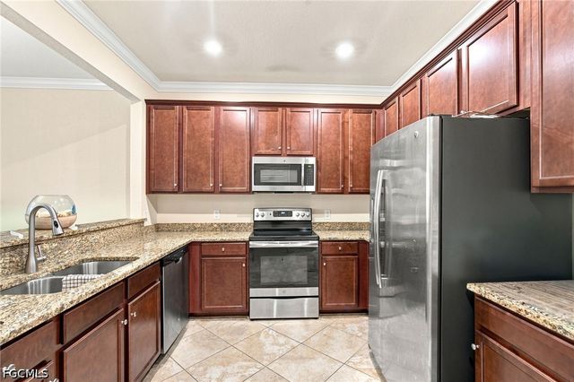 10174 Via Colomba CIR, Fort Myers, FL 33966