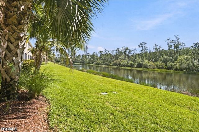 10174 Via Colomba CIR, Fort Myers, FL 33966