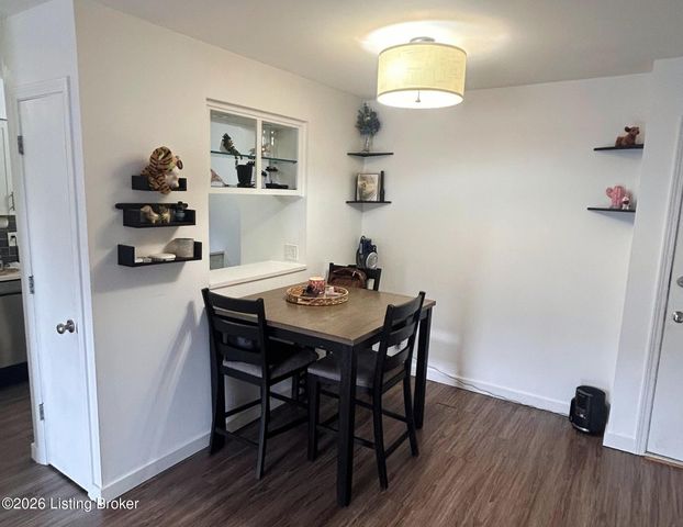 1924 Goldsmith Ln UNIT 42, Louisville, KY 40218