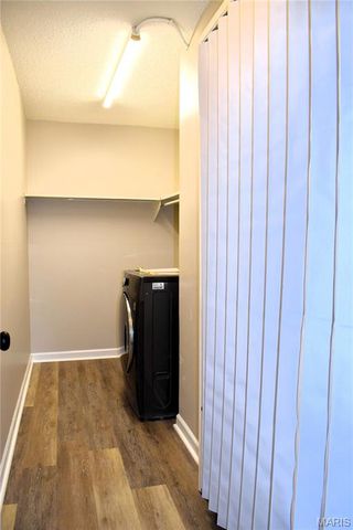 5766 Westphalia Lane B, Oakville, MO 63129