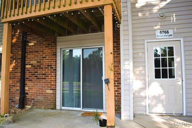 5766 Westphalia Lane B, Oakville, MO 63129
