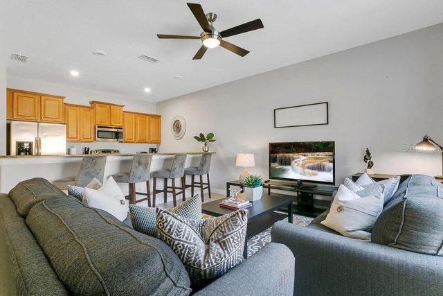 8979 CALIFORNIA PALM ROAD, Kissimmee, FL 34747