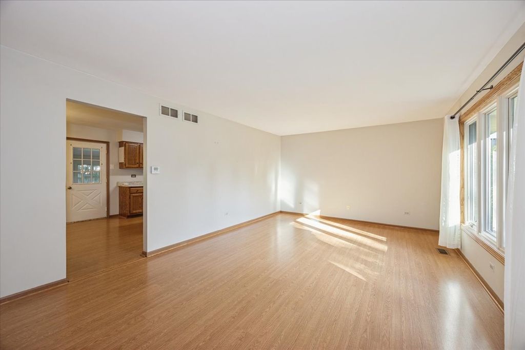 1006 Longford Drive, Westmont, IL 60559 — photo 3