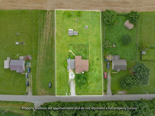 265 Bumpus Mill Rd, Oak Grove, KY 42262