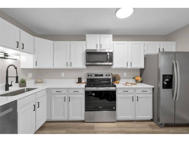 8995 Field St 11, Broomfield, CO 80021