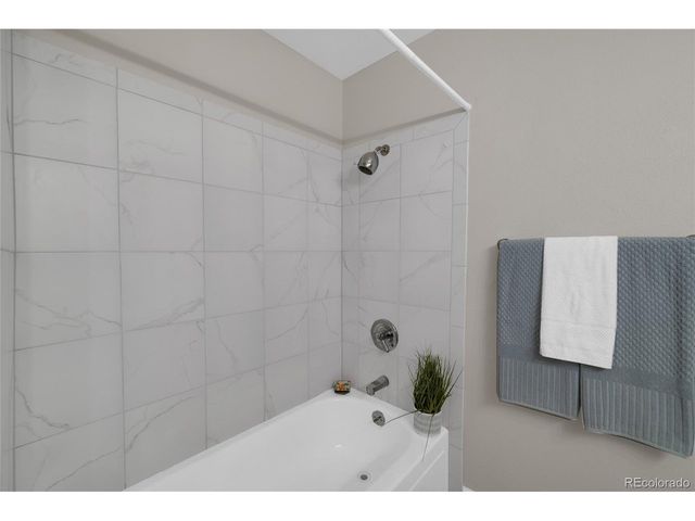 8995 Field St 11, Broomfield, CO 80021