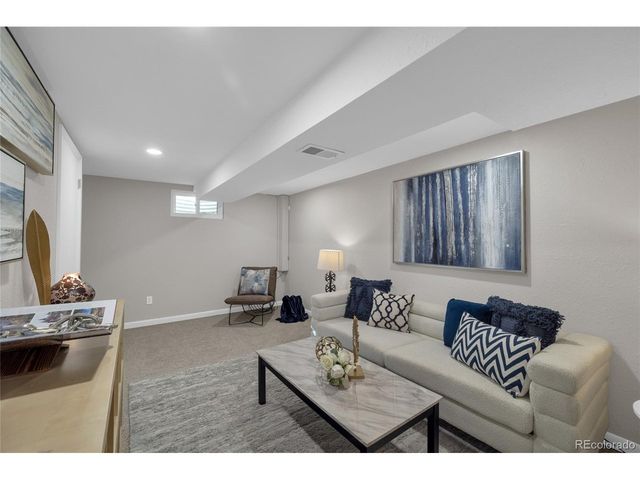 8995 Field St 11, Broomfield, CO 80021