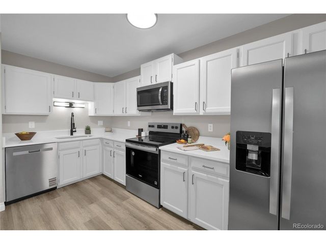 8995 Field St 11, Broomfield, CO 80021