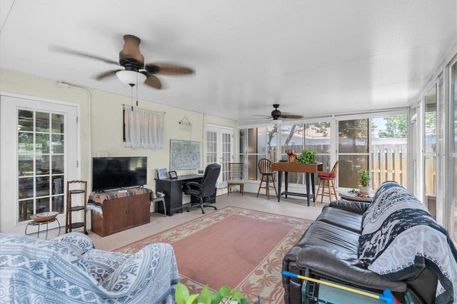 722 59TH STREET S, Gulfport, FL 33707
